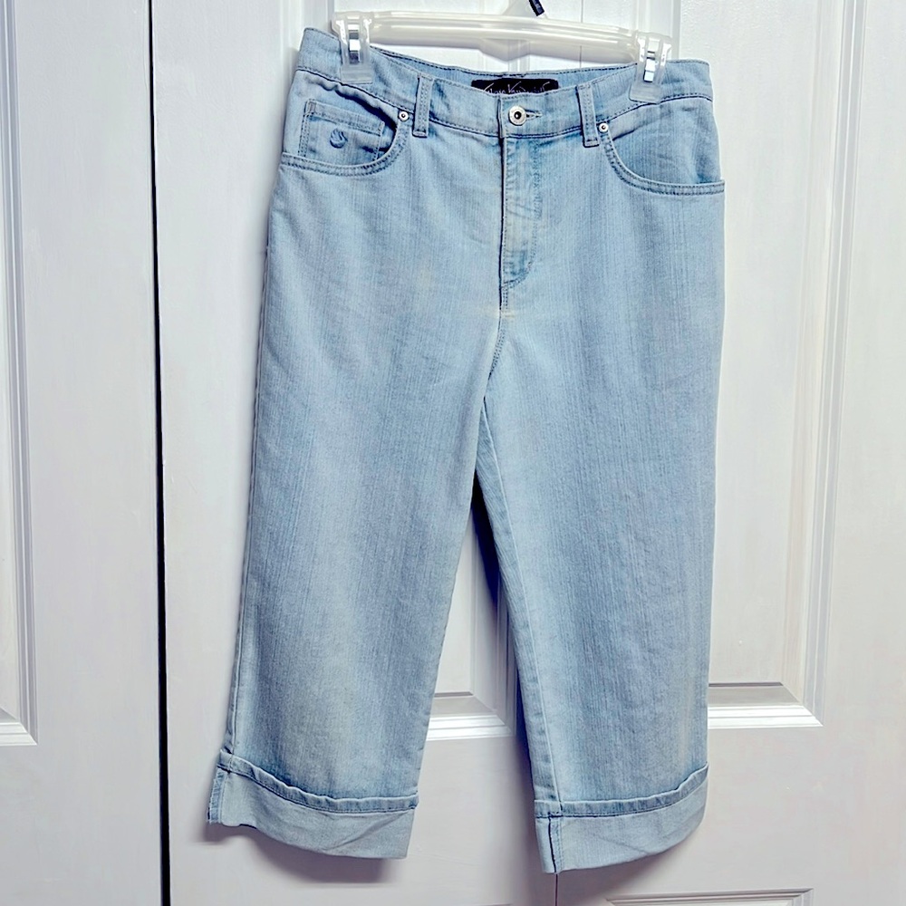 Gloria Vanderbilt Amanda Light Blue Denim 5 Pocket Mid Rise Denim Capris Size 6P